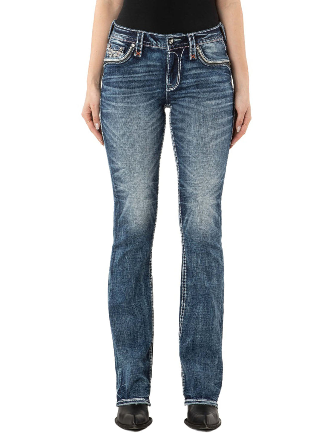 RP3159B202 02 RP3159B202 Vorne mit Model Weiss