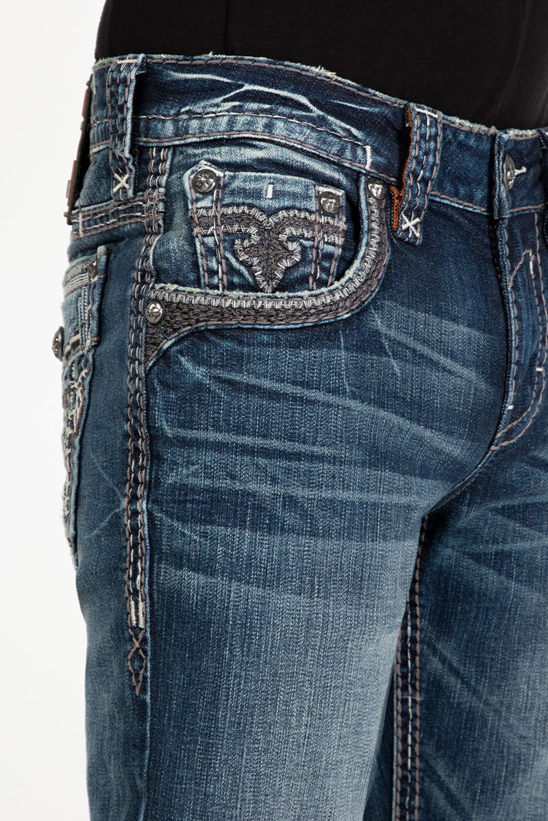 Blaue Herrenjeans mit sichtbarer Stickerei auf der Tasche und heller Waschung, Straight Fit.