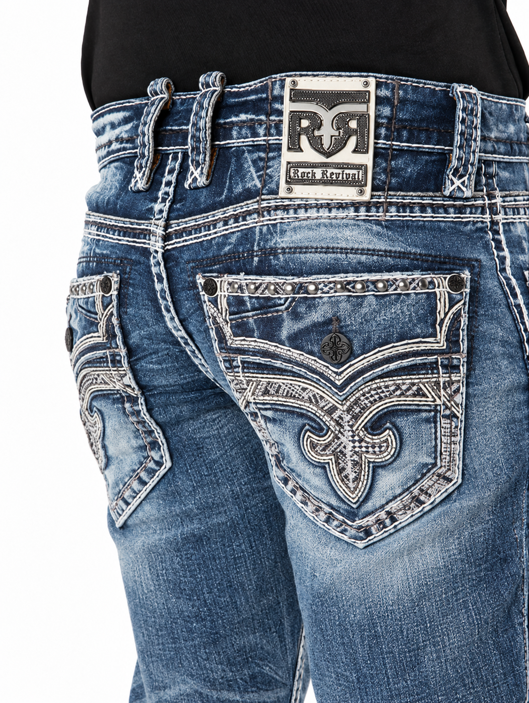 RP3849A202R Jeans Main Image der Gesäßtasche am Model auf weißem Hintergrund