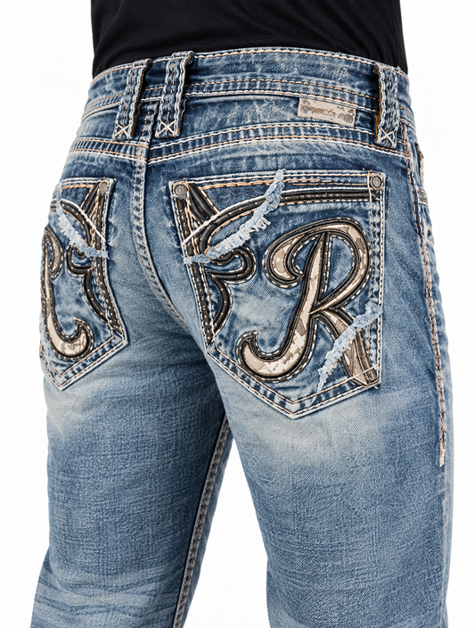 RP5527J203R Jeans neues Main Image der Gesäßtasche mit Model auf weißem Hintergrund