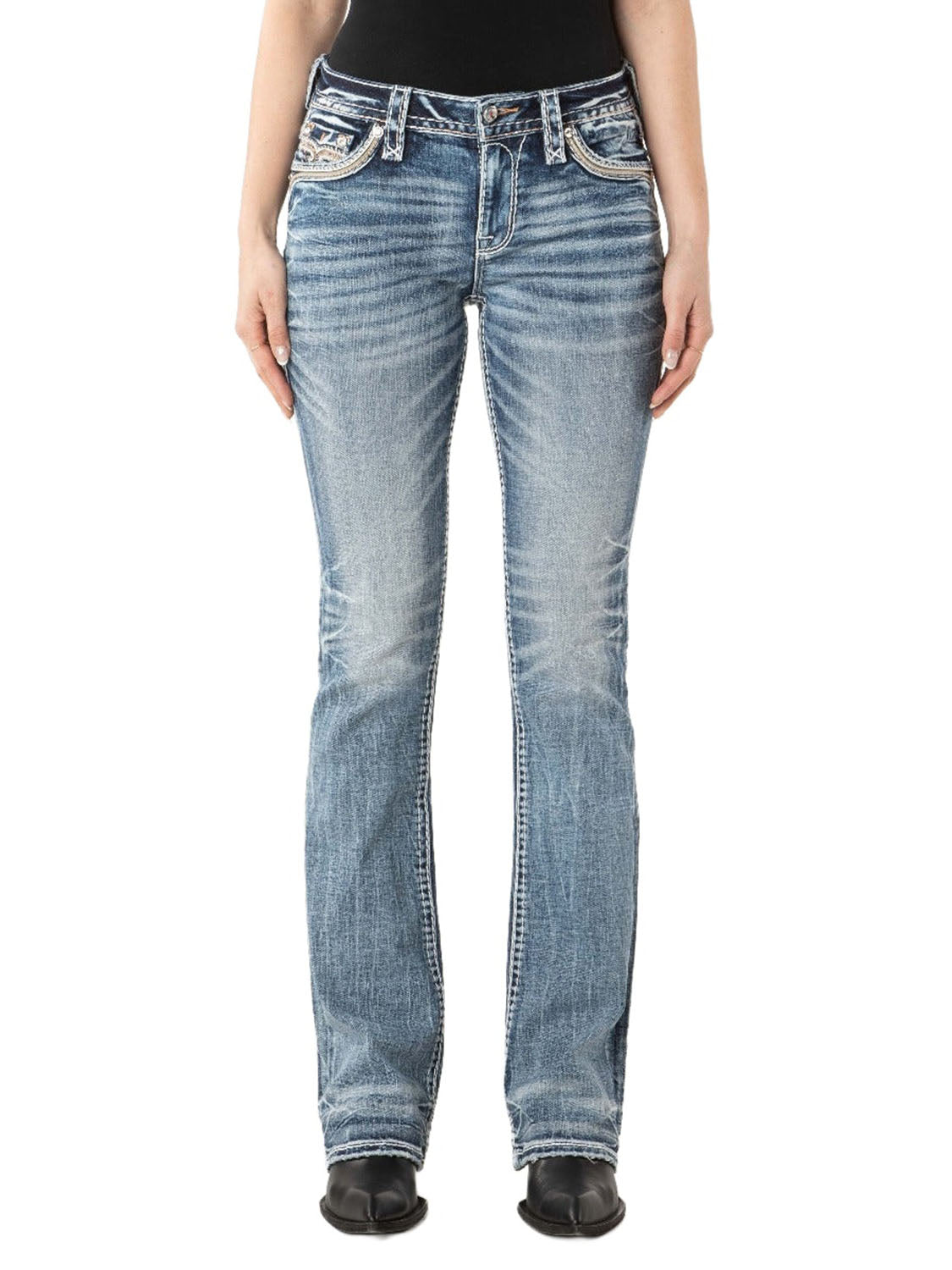 RP3159B200 02 RP3159B200 Vorne mit Model Weiss